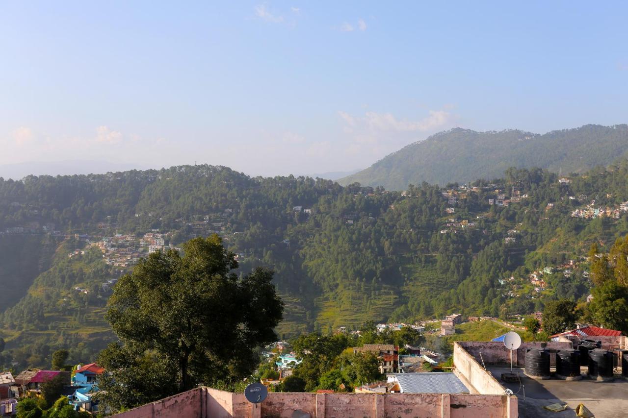 Oyo 19406 Hotel Janta Palace Almora Eksteriør bilde